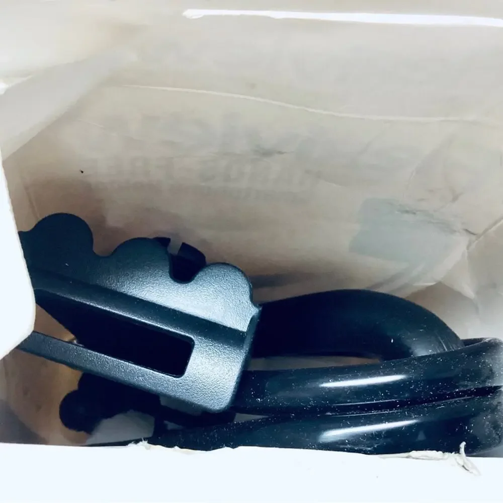 Tzumi open box